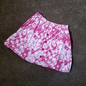 SO Pink and white flowery skirt
